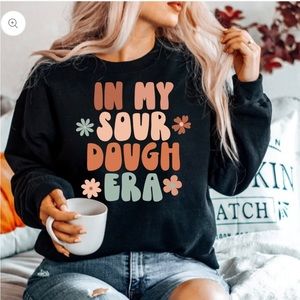 Customizable crewneck